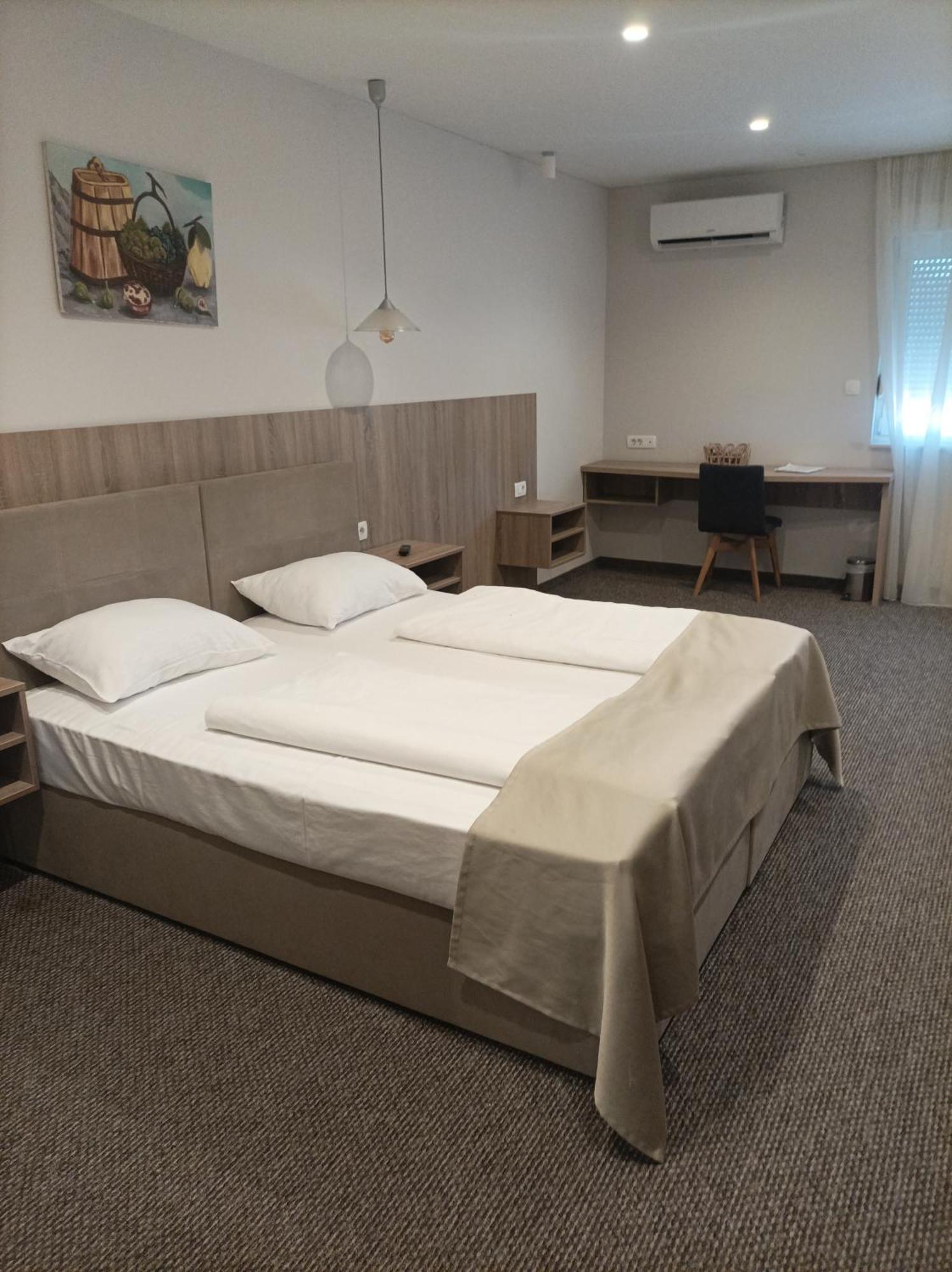 Hotel Storia Čapljina エクステリア 写真